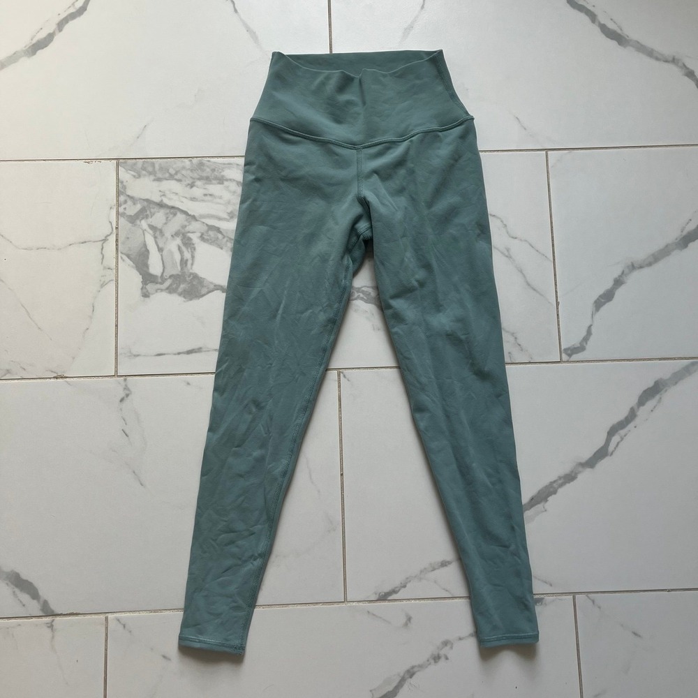 ALO yoga Airbrush leggings teal mint color sz XS